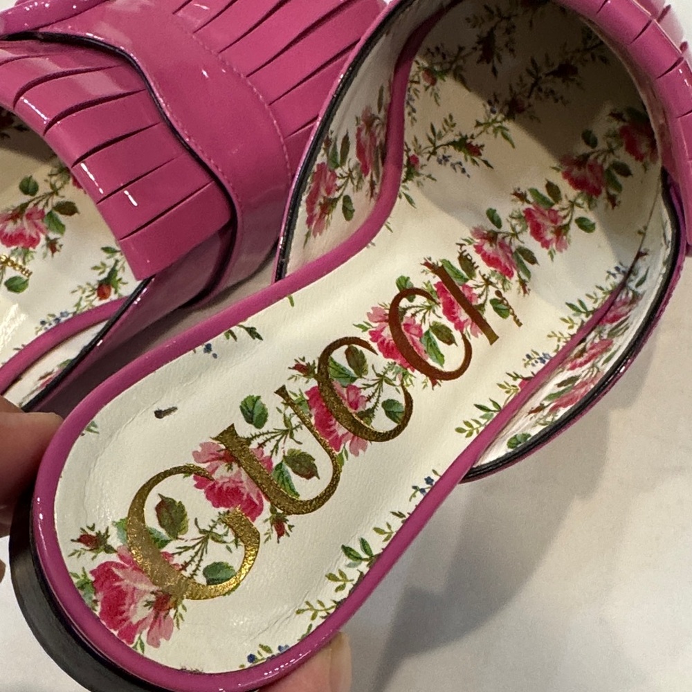 Authentic Gucci Patent Leather Magenta Fringe Mules - Picture 8 of 11